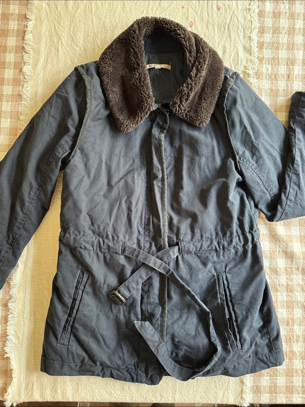Vintage gap insulated Coat with Brown Faux Fur Collar